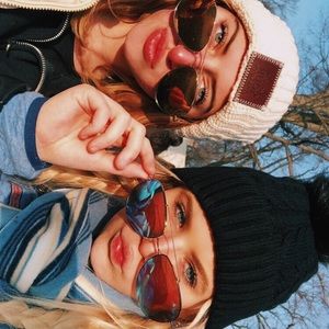 Meet your Posher, Sofia